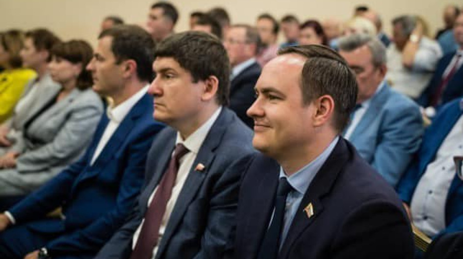 руководитель группы мониторинга. сударчиков федор александрович. валерий семенов сенатор. финансовое направление это вид деятельности. руководитель группы мониторинга.