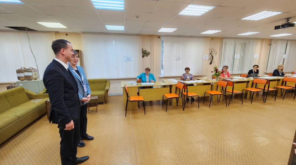 Уик 28. Еддс куличков химки. Уик 28. Уик 28. Выборы 2021 харп.