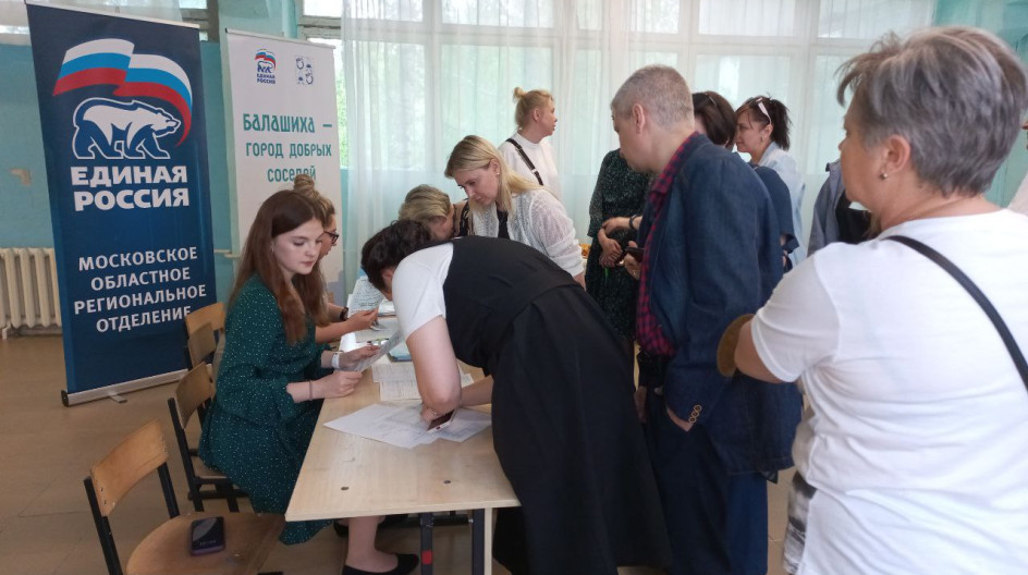 Объявление для/засранцев соседей в подъезде. Хорошая соседка. Девушка из общежития. Те люди которые сделали говно рано или поздно. Форум соседка.