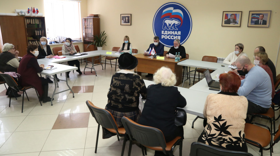 Повторная встреча. Всеволод луховицкий профсоюз. мособлеирц кашира начальник. встреча с жителями. сотрудники мособлеирц краснознаменск.