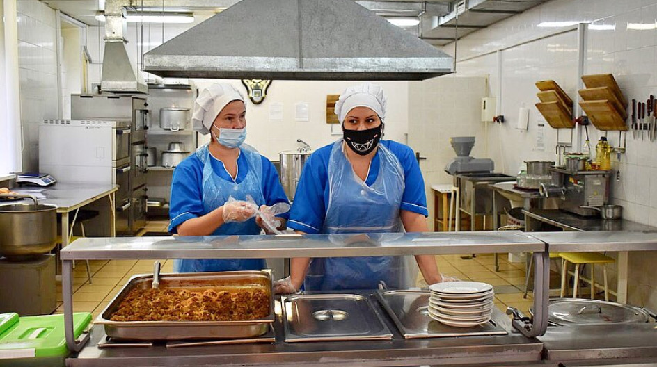 Теньгушевская школа. Столовая в школе. Родительский контроль за питанием в школе. Еда в школах мбоу сош. Еда в школьной столовой.