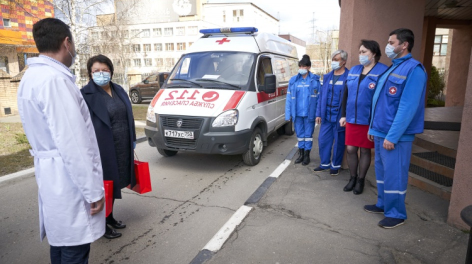 Подстанция скорой помощи в красногорске. Светильник станция скорой помощи. Сотрудники скорой помощи красногорск. Заместители главного врача должности. Служба скорой помощи.