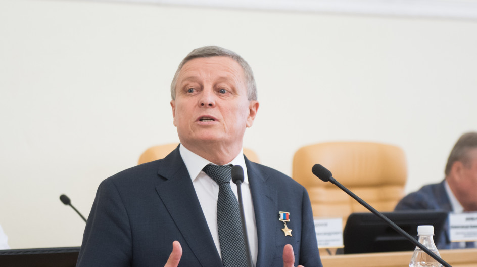 Сафронов анатолий александрович. Борис эбзеев россети юг. Гурба владимир николаевич заместитель полномочного. Владимир устинов полпред. Заместитель полномочного представителя в юфо.